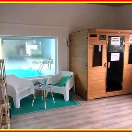 Bungalow De 2 Chambres Avec Piscine Partagee Sauna Et Terrasse A Saint Denis D'Oleron A 1 Km De La Plage Esterno foto